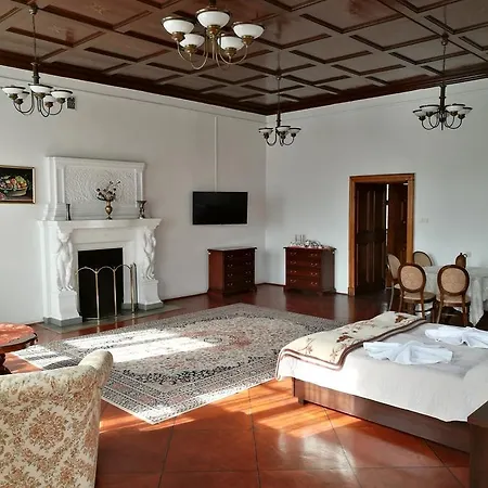 Zamek Ksiazecy W Olesnicy * Oleśnica