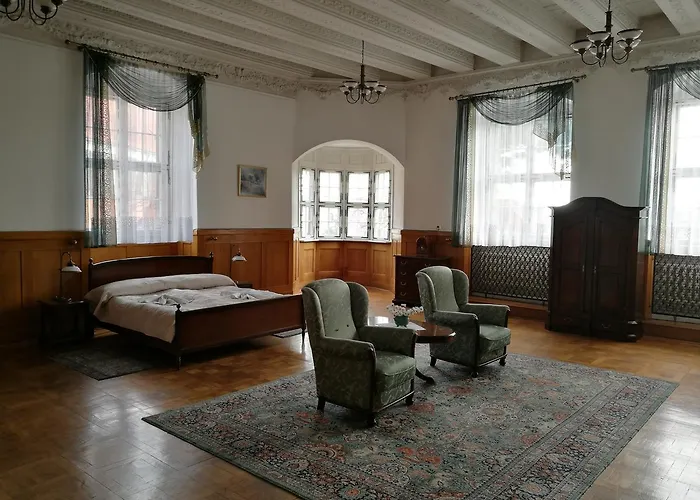 Zamek Ksiazecy W Olesnicy * Oleśnica