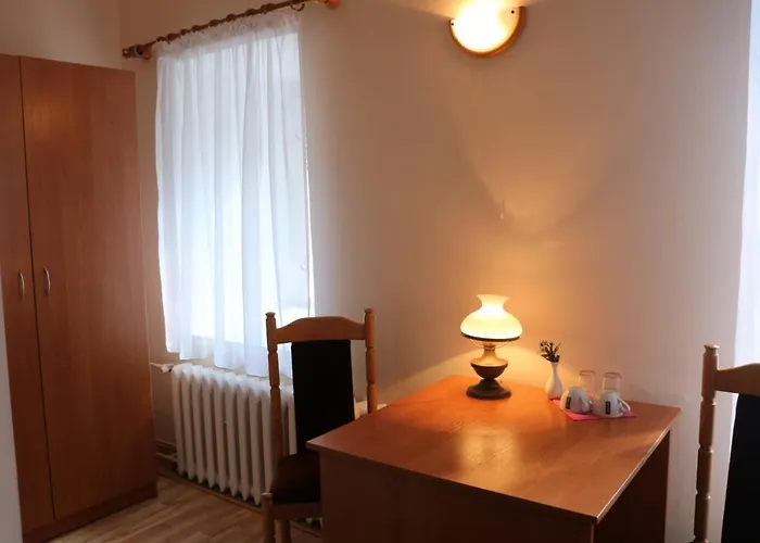 Zamek Ksiazecy W Olesnicy ホテル